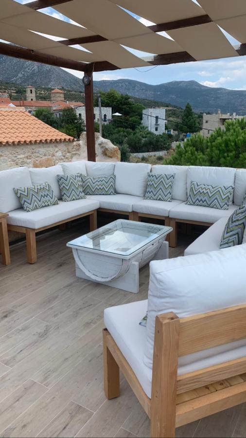 Vetilios Lithos Boutique Hotel Néon Oítilon Kültér fotó