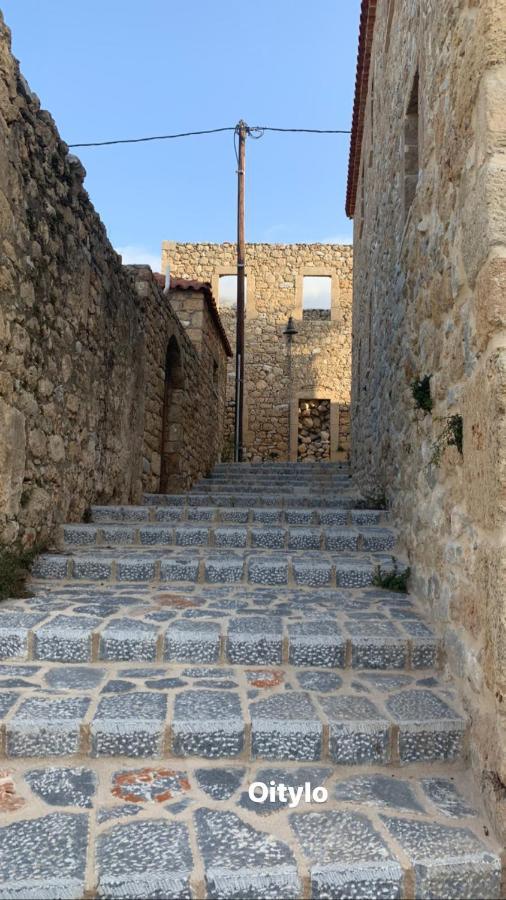 Vetilios Lithos Boutique Hotel Néon Oítilon Kültér fotó